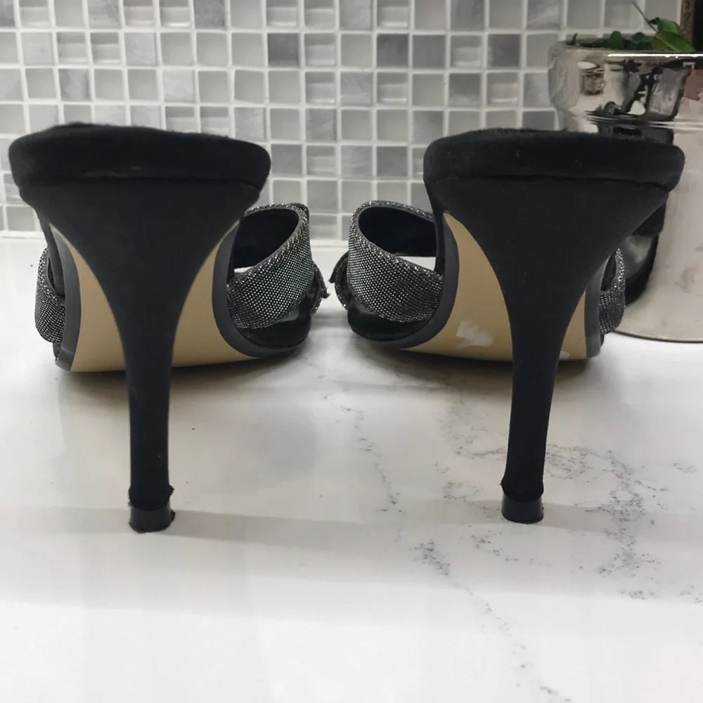 Ann Marino open toe bow slip on heels